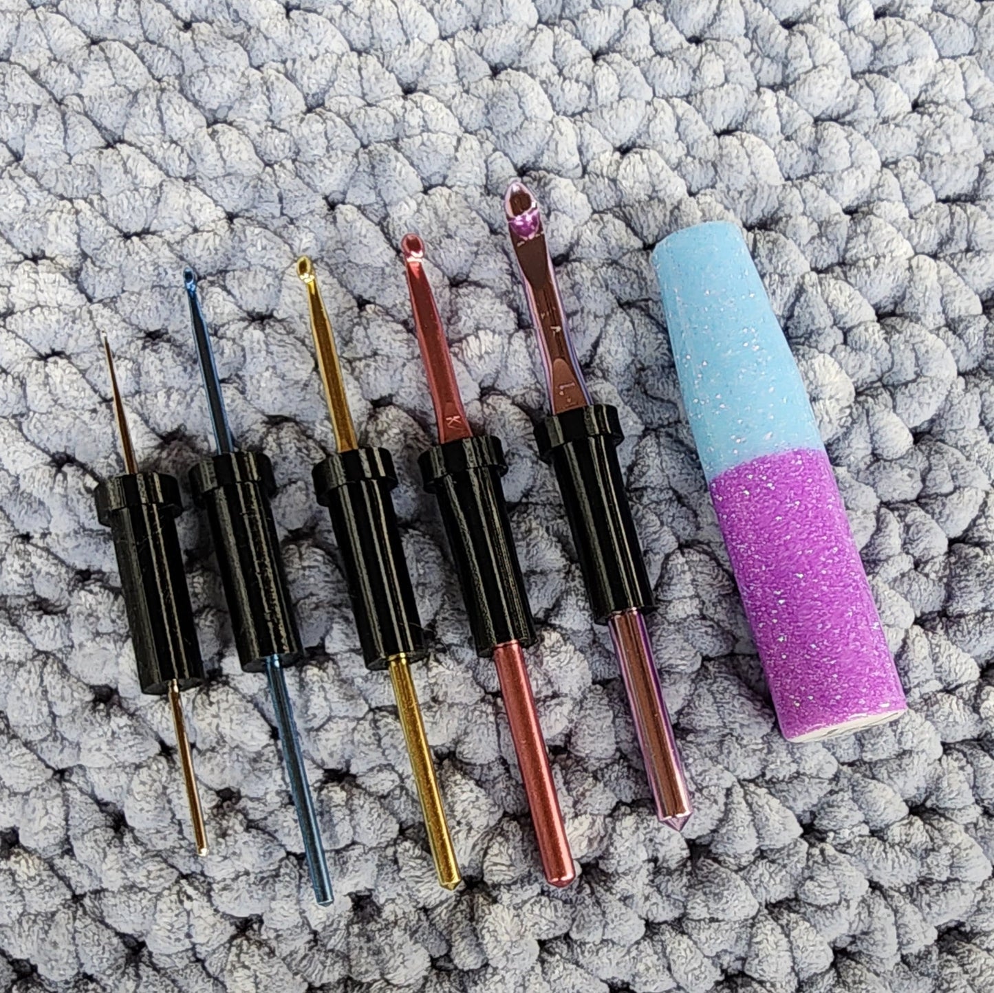 GRADIENT - The CrogoHandle