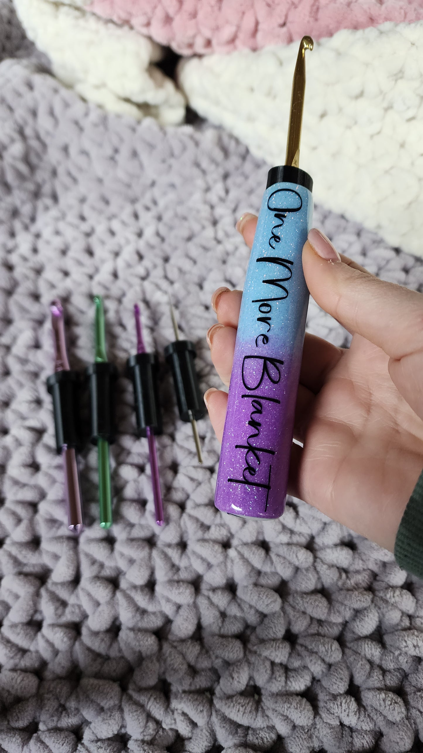 GRADIENT - The CrogoHandle