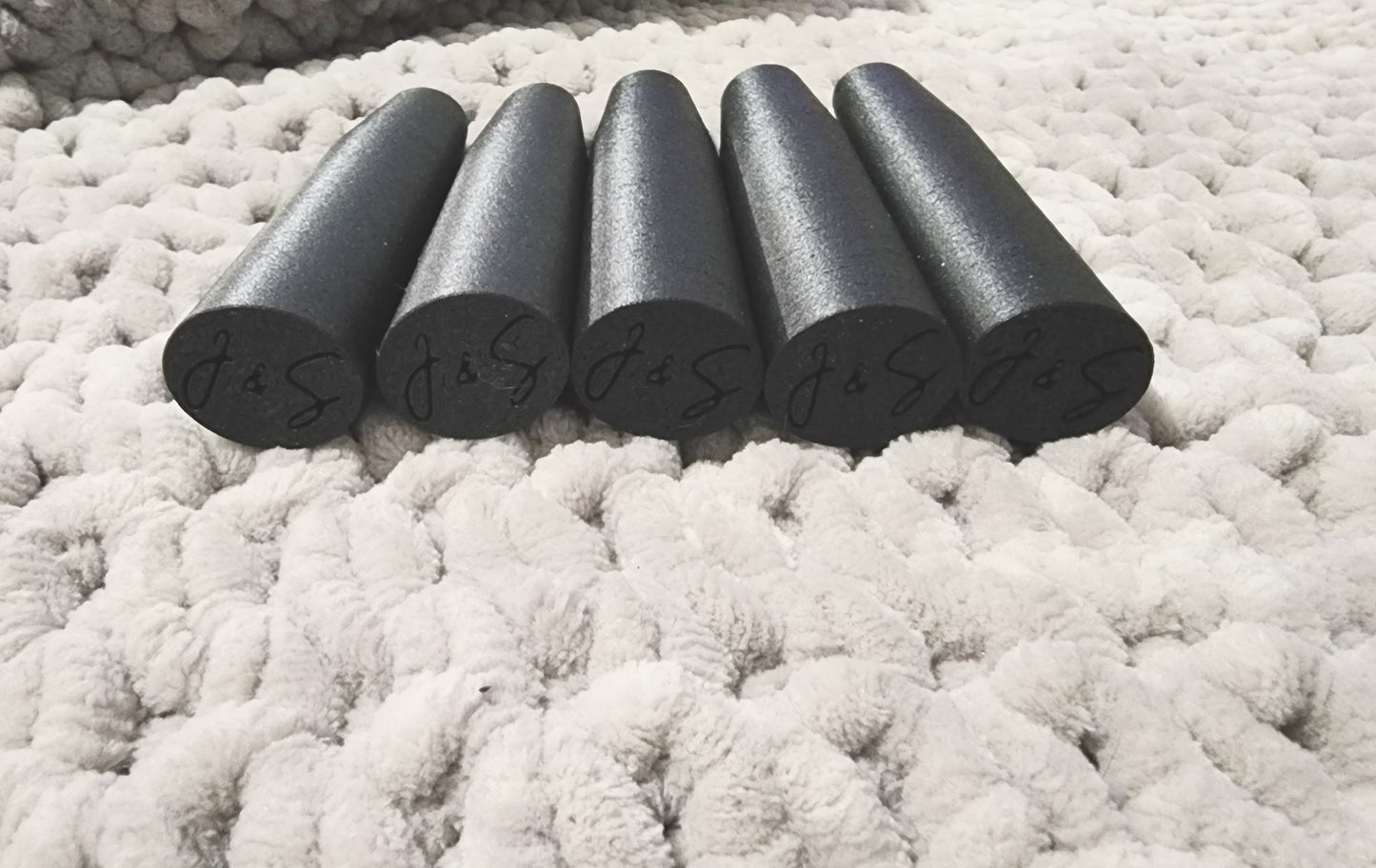 BARE BLACK - The CrogoHandle