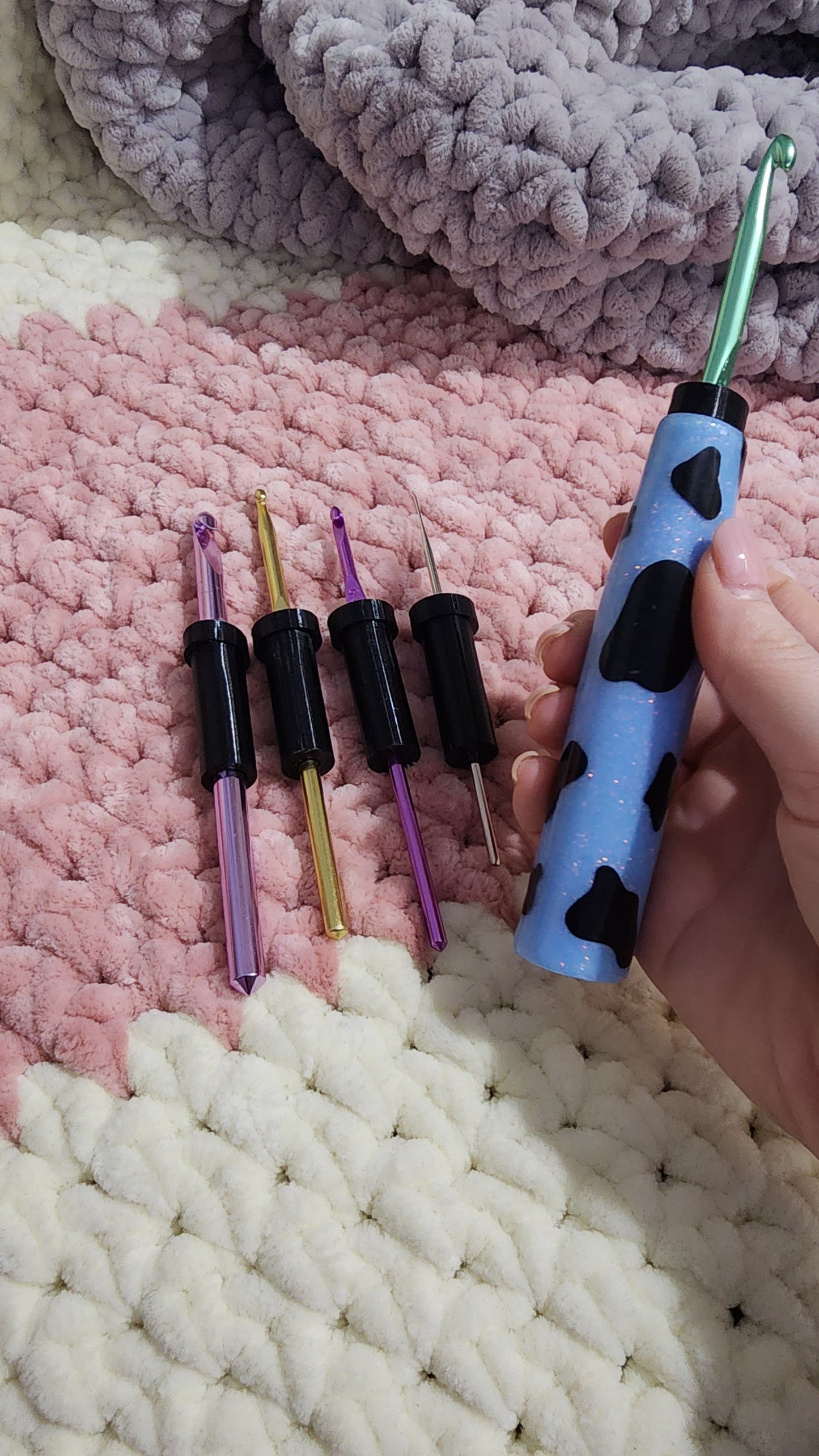 COW - The CrogoHandle