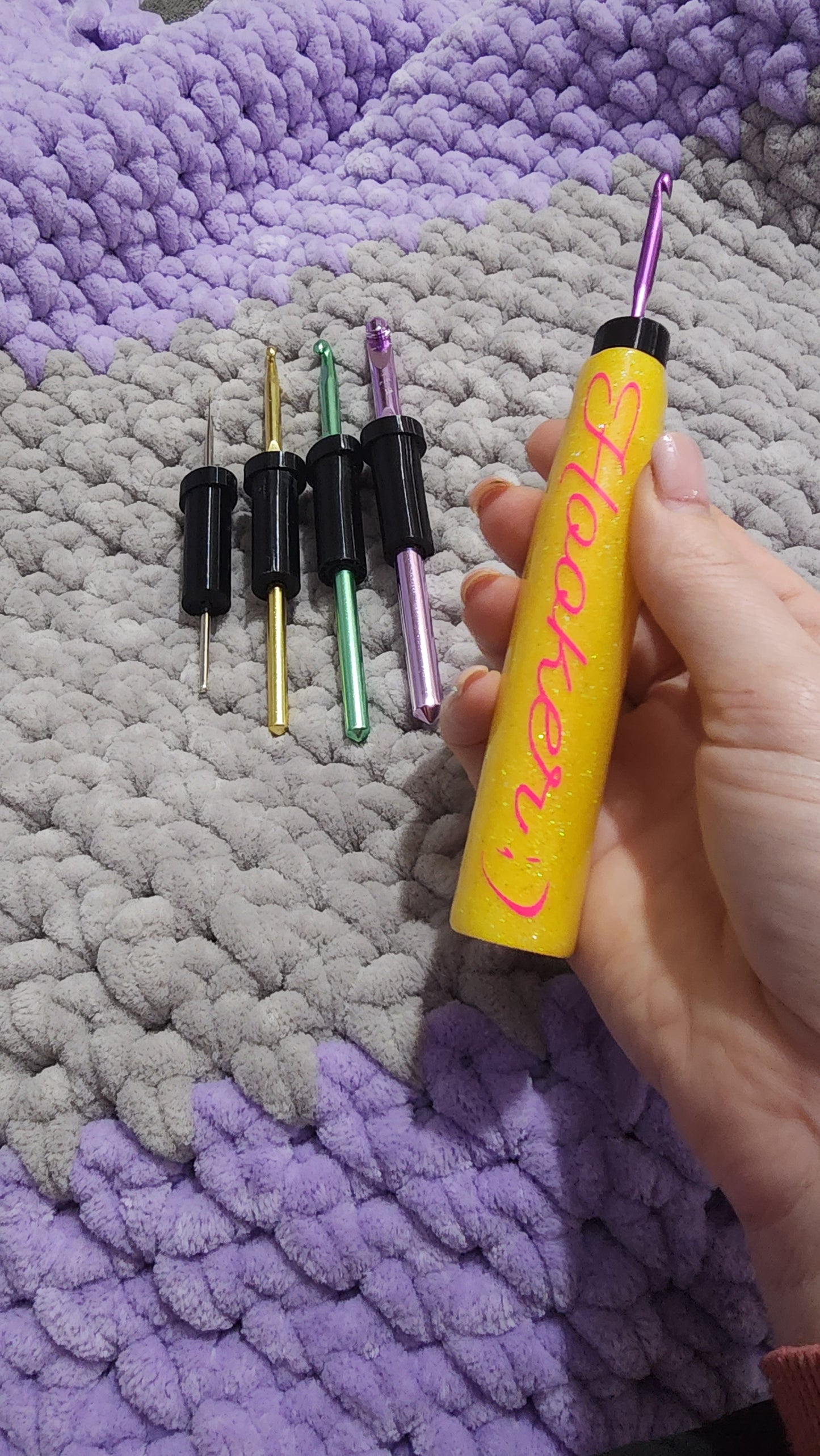 SINGLE COLOUR - The CrogoHandle