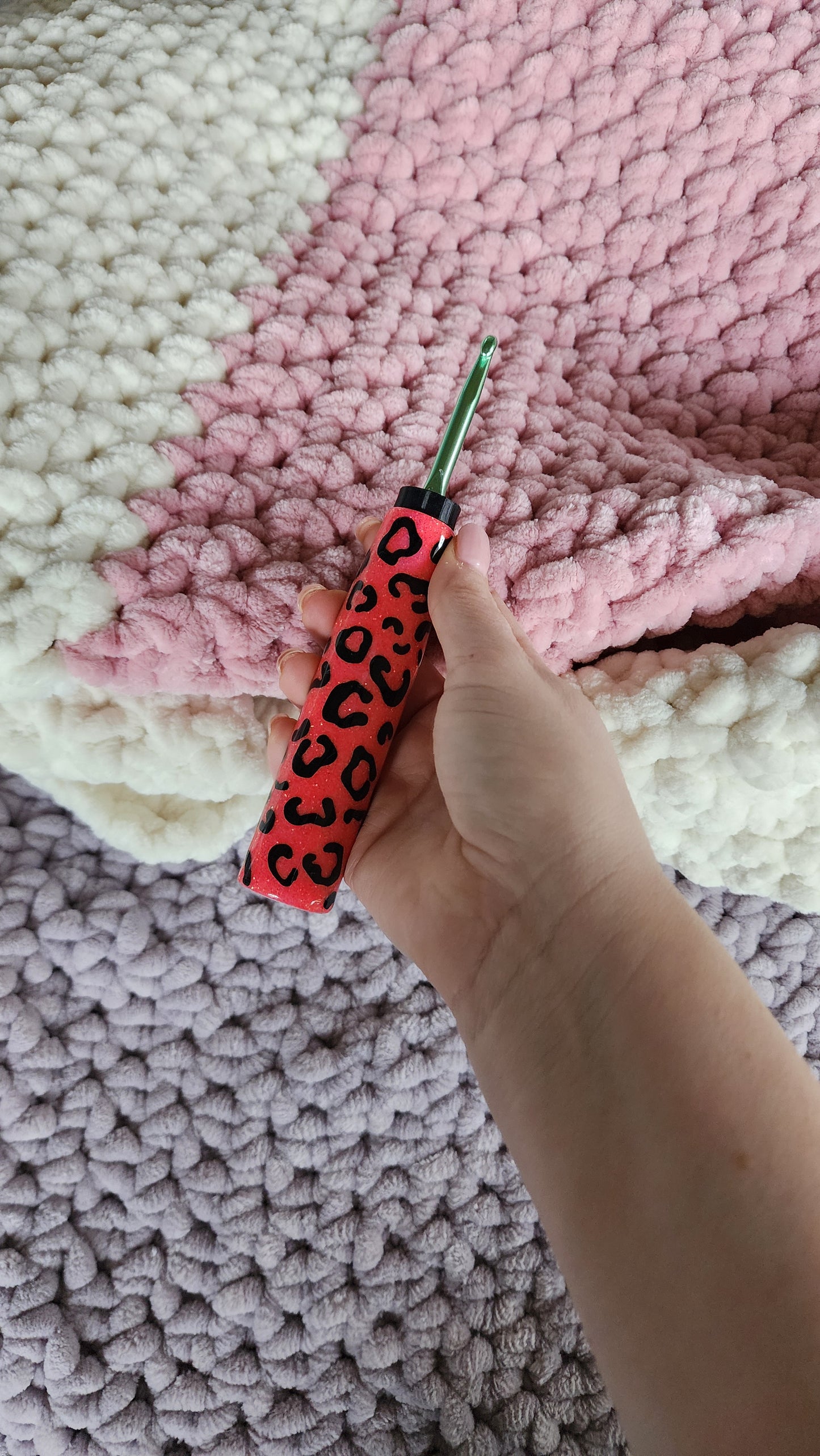 LEOPARD - The CrogoHandle