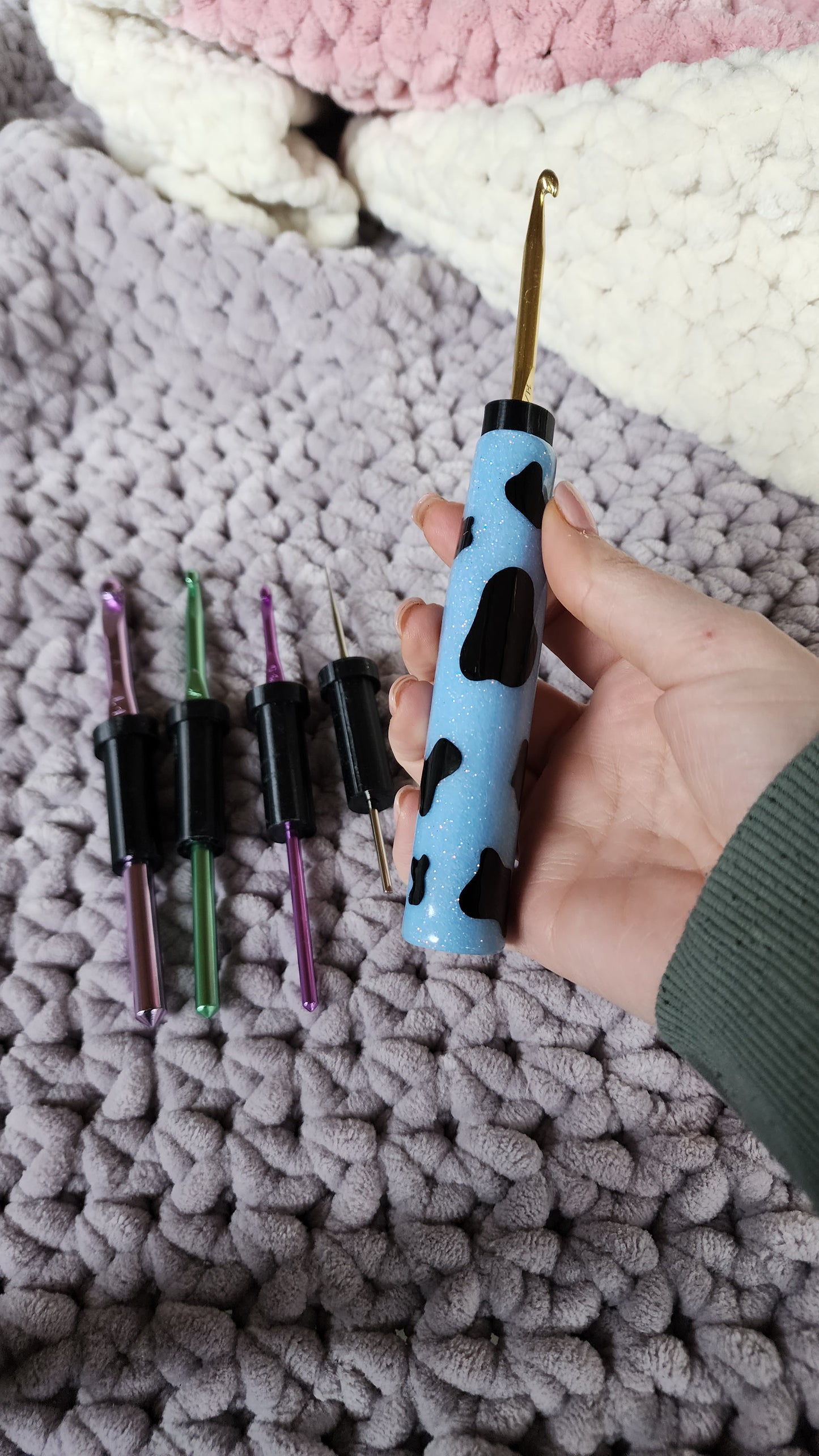 COW - The CrogoHandle