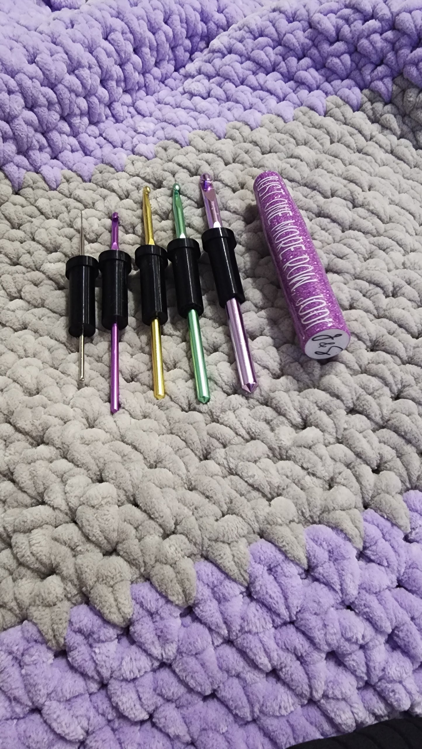 SINGLE COLOUR - The CrogoHandle