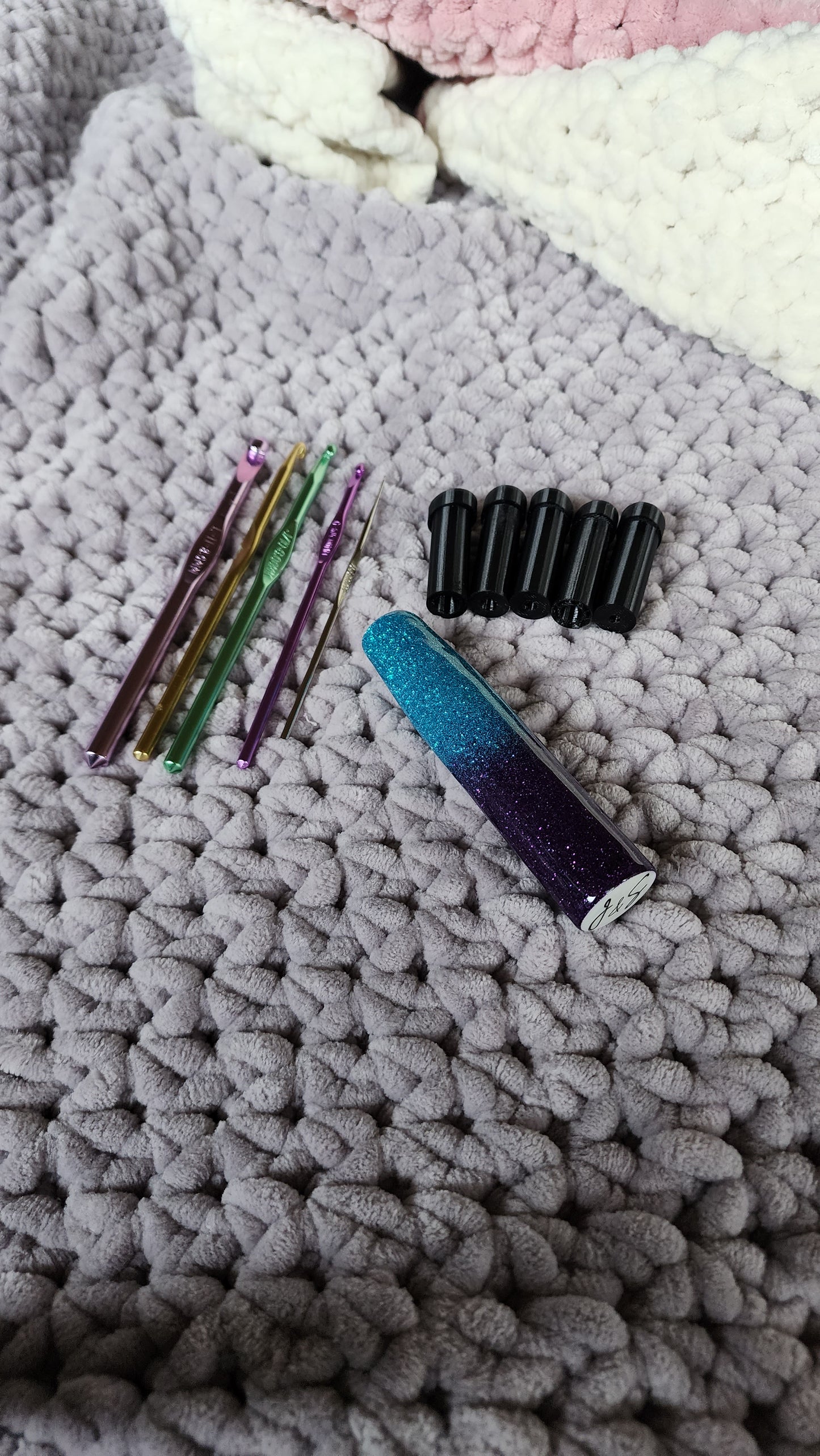 GRADIENT - The CrogoHandle