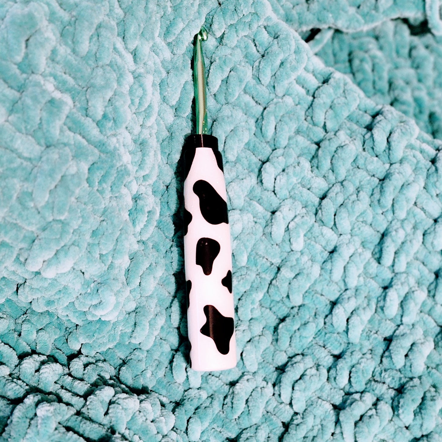 COW - The CrogoHandle