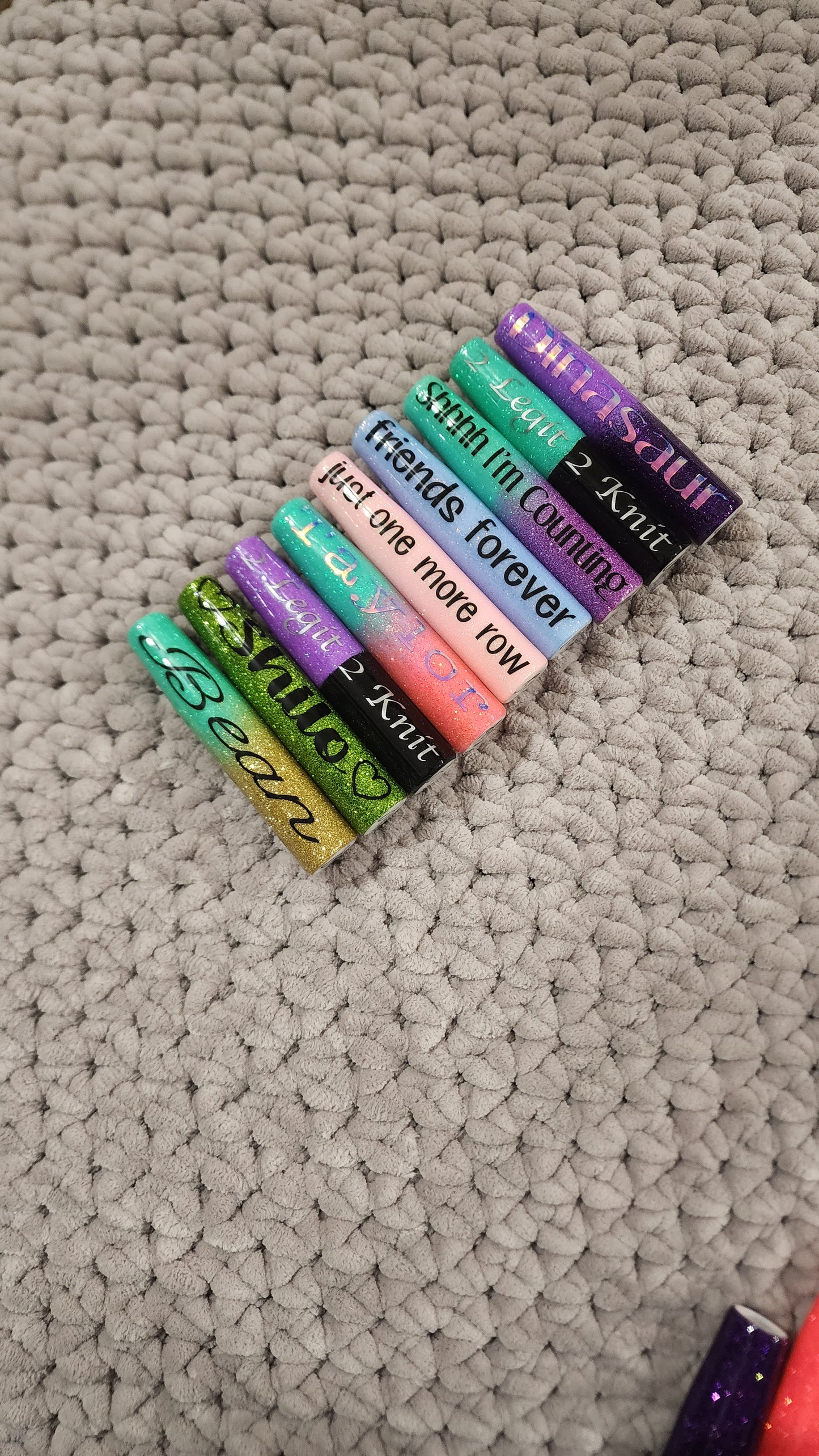 GRADIENT - The CrogoHandle