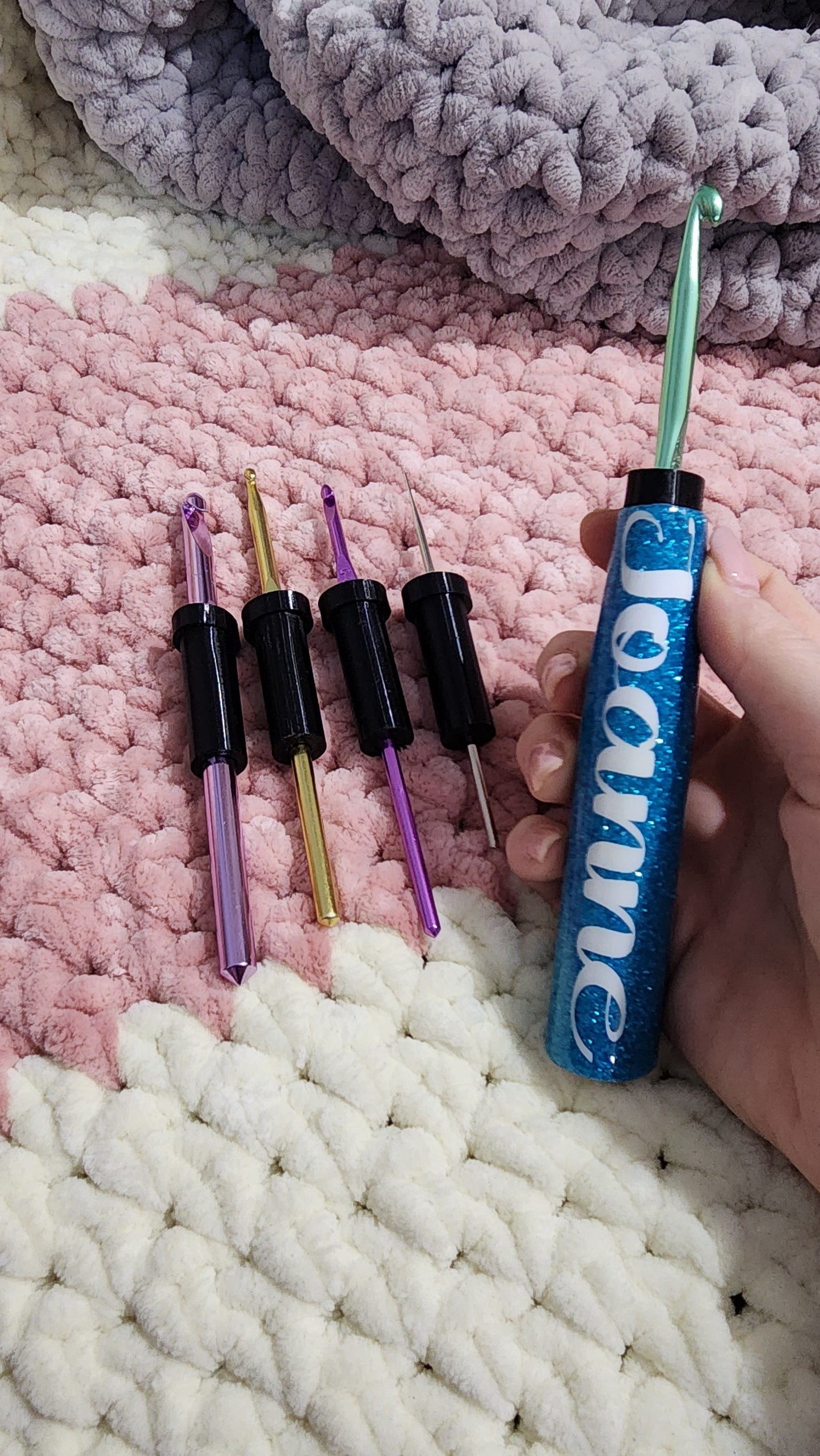 SINGLE COLOUR - The CrogoHandle