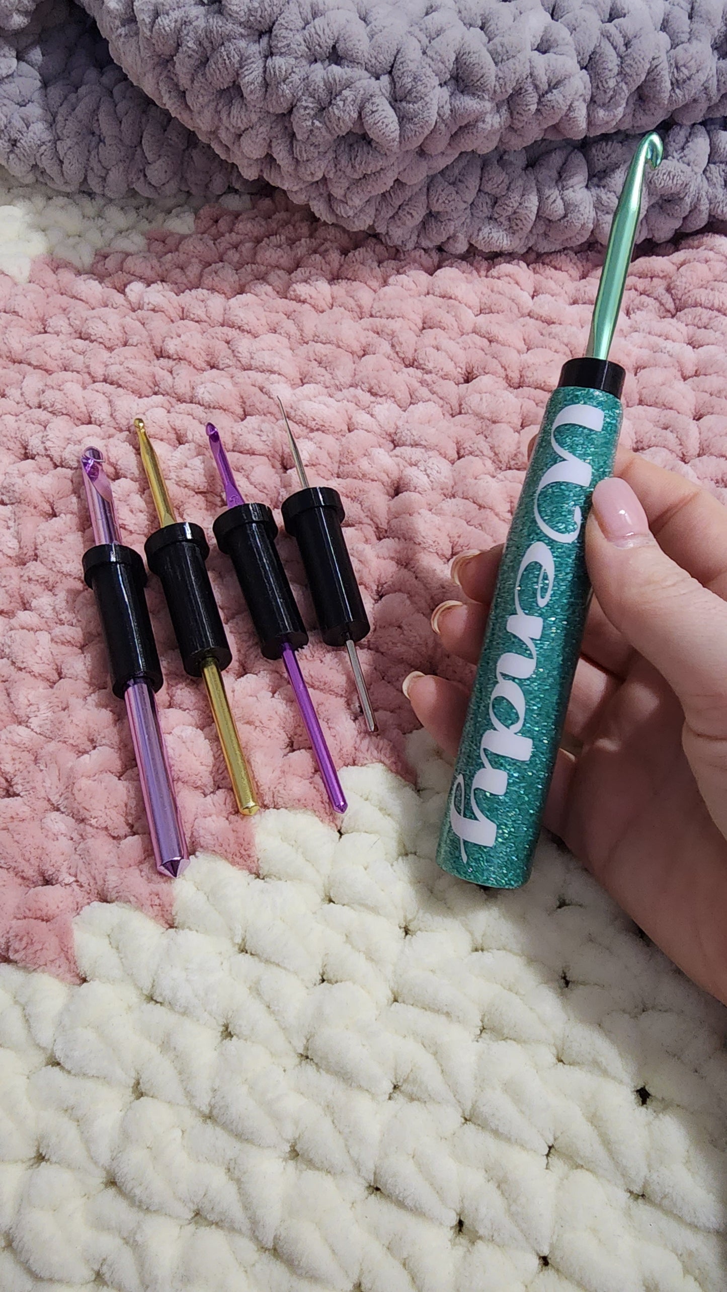 SINGLE COLOUR - The CrogoHandle